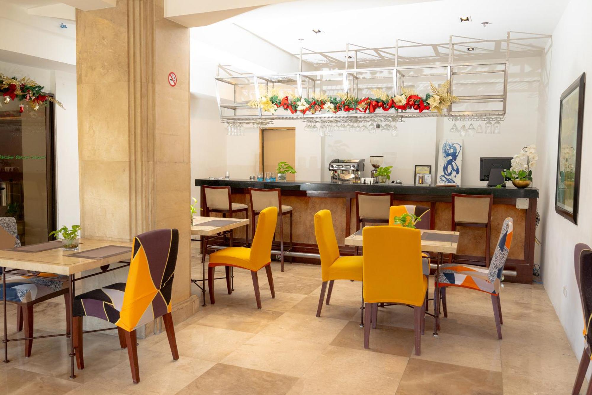 Cebu Grand Hotel Extérieur photo