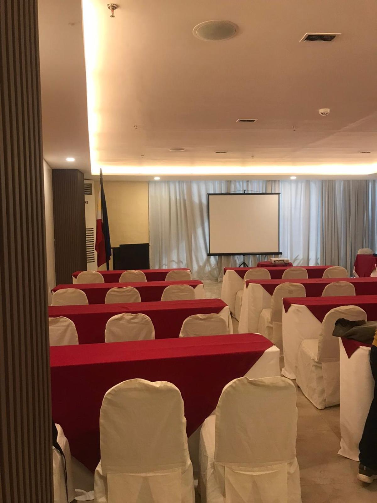 Cebu Grand Hotel Extérieur photo